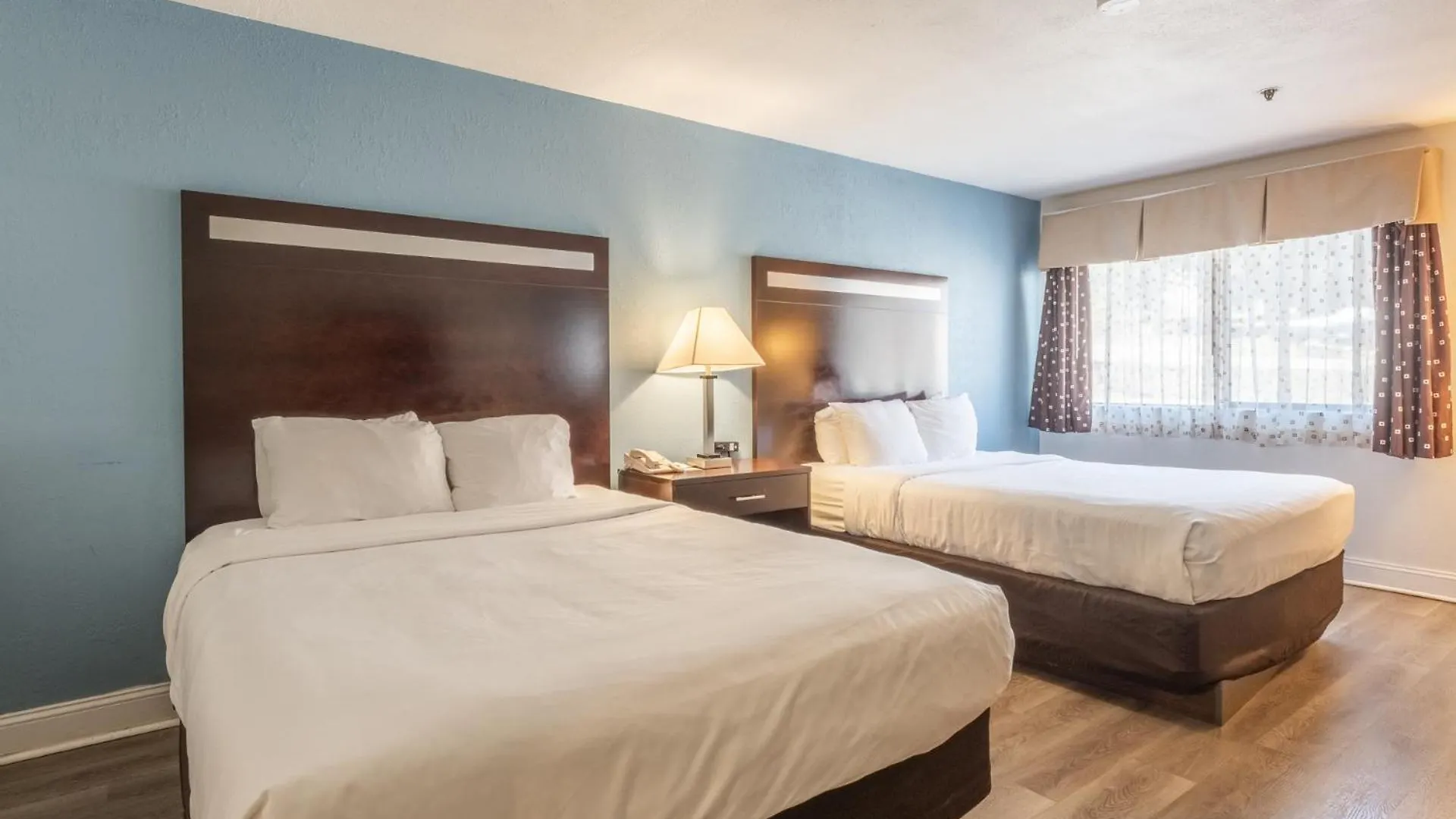 Quality Inn Near Mammoth Mountain Ski Resort Mammoth Lakes
