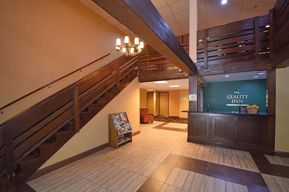 **  Quality Inn Near Mammoth Mountain Ski Resort Mammoth Lakes USA