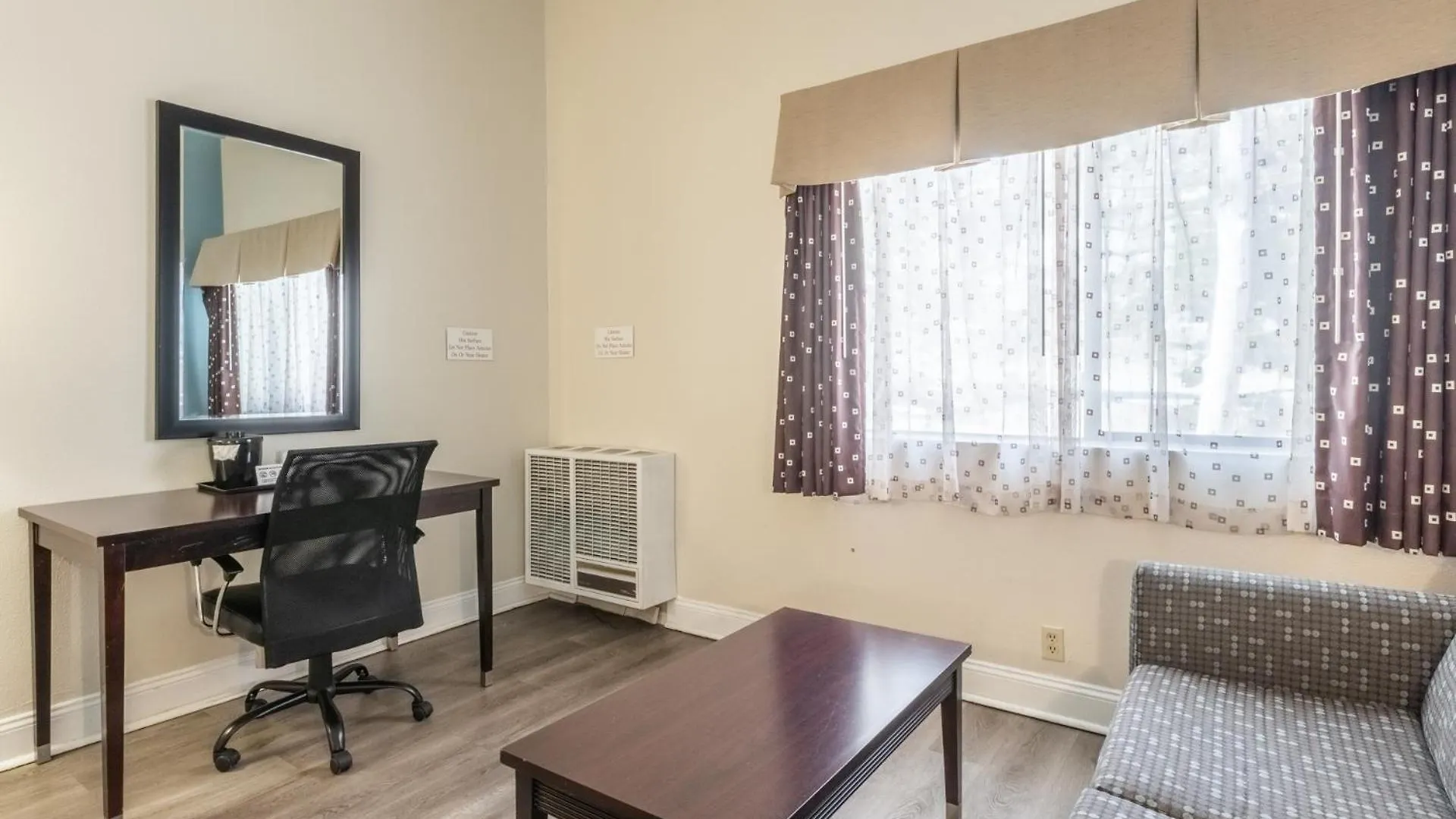 **  Quality Inn Near Mammoth Mountain Ski Resort Mammoth Lakes USA