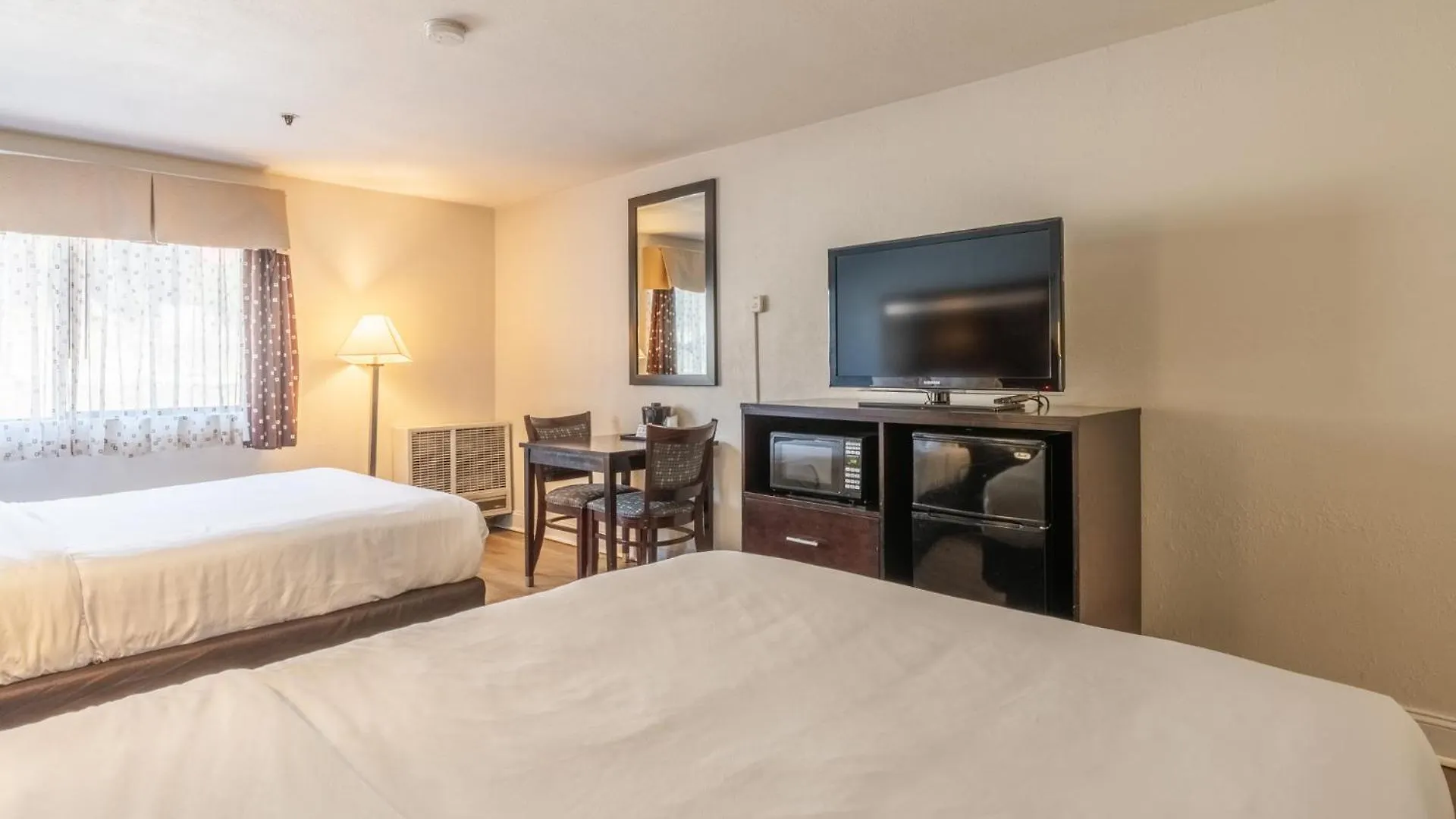 Quality Inn Near Mammoth Mountain Ski Resort Mammoth Lakes