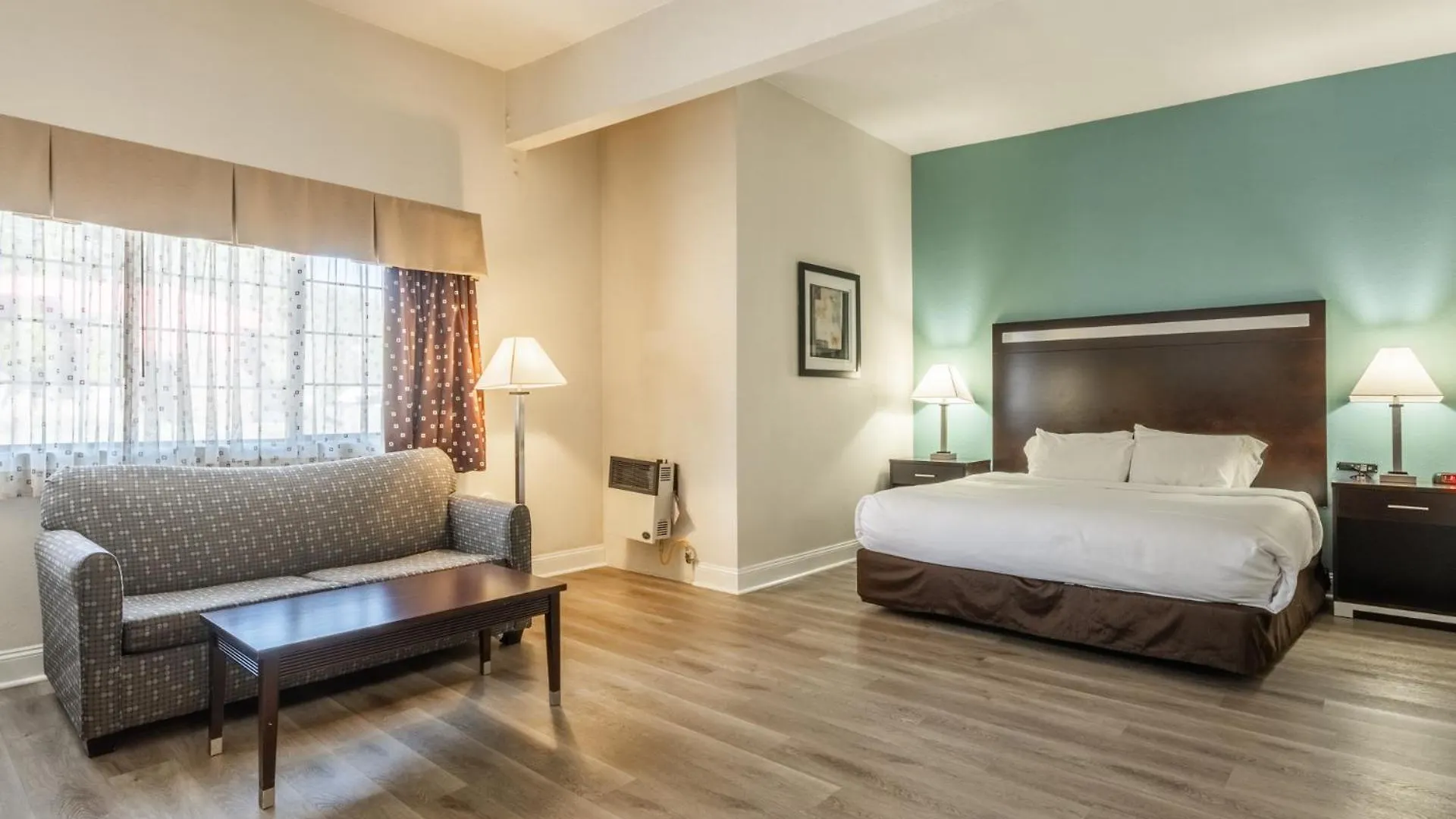 **  Quality Inn Near Mammoth Mountain Ski Resort Mammoth Lakes USA
