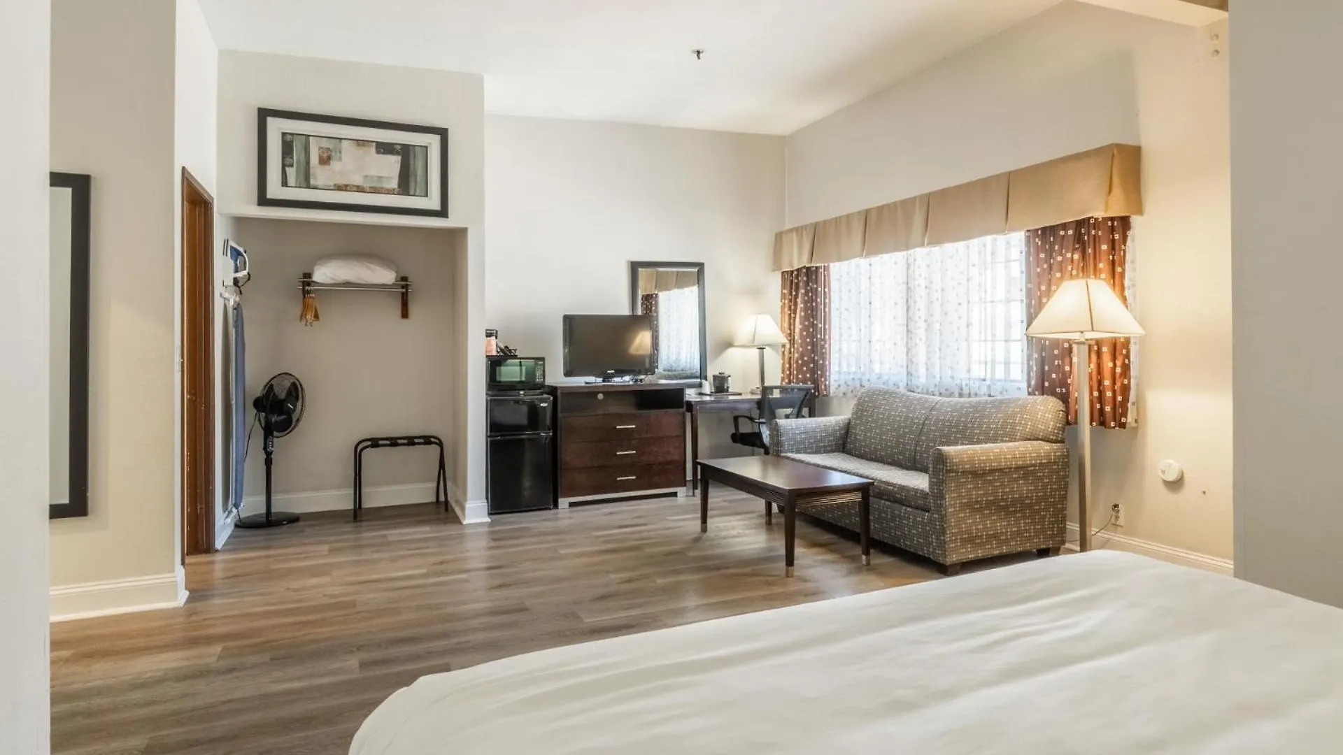 Quality Inn Near Mammoth Mountain Ski Resort Mammoth Lakes USA
