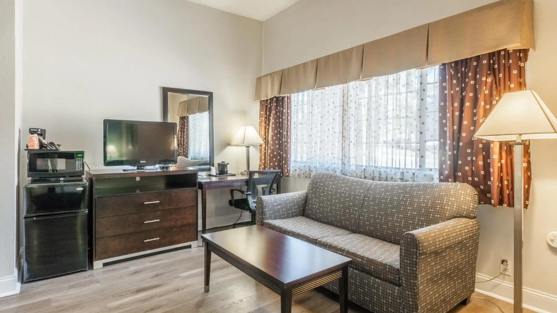 Quality Inn Near Mammoth Mountain Ski Resort Mammoth Lakes